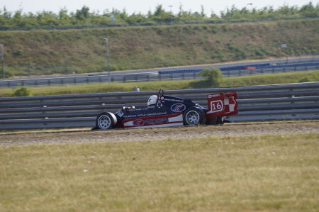  DSC8200